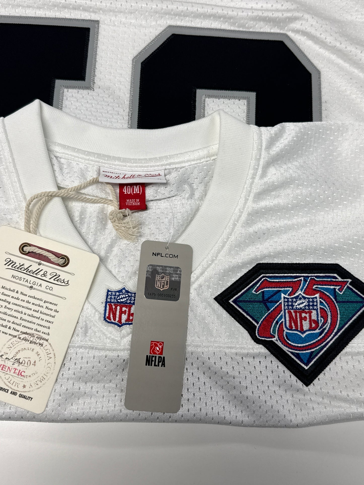 AUTHENTIC NFL (XL) MITCHELL & NESS THROWBACK JERSEY LOS ANGELES RAIDERS #81 TIM BROWN WHITE COLOR